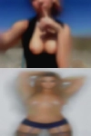 Looking sucking women show
